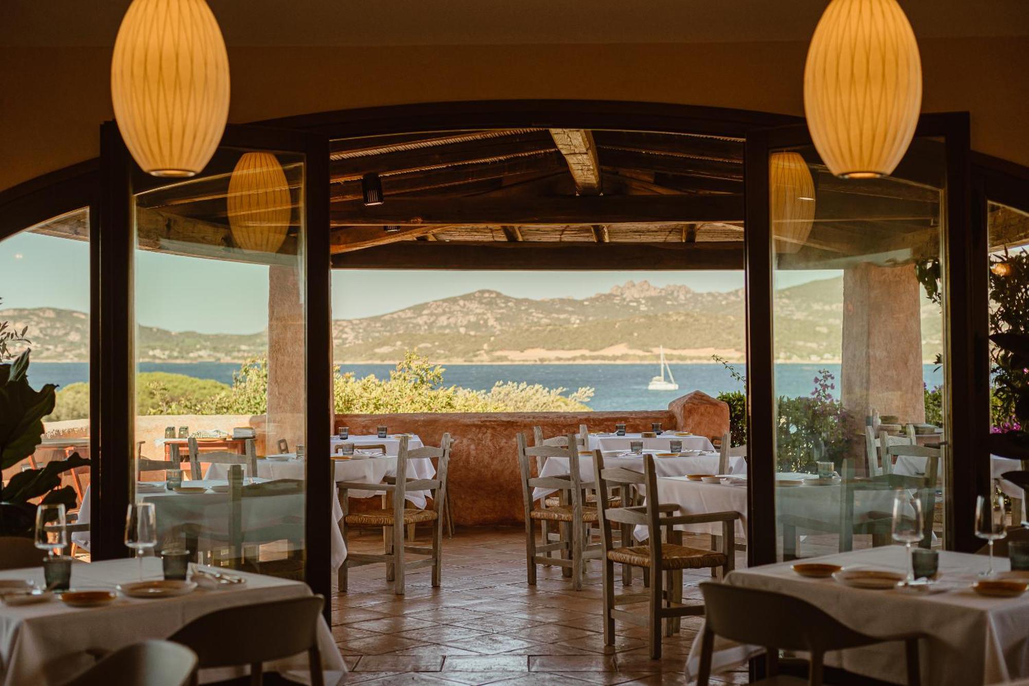 Aethos Sardinia Hotel กันนิโจเน ภายนอก รูปภาพ