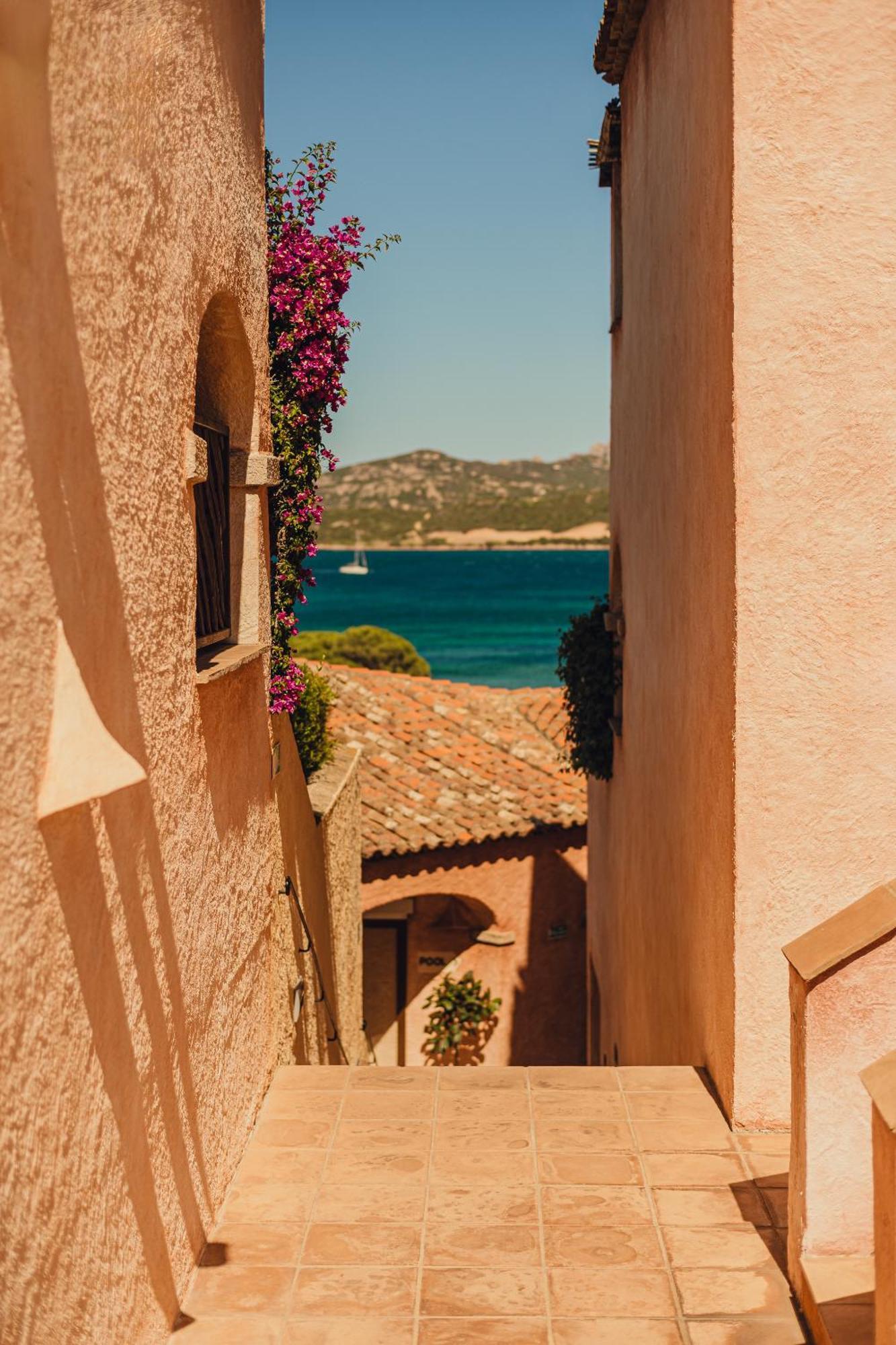 Aethos Sardinia Hotel กันนิโจเน ภายนอก รูปภาพ