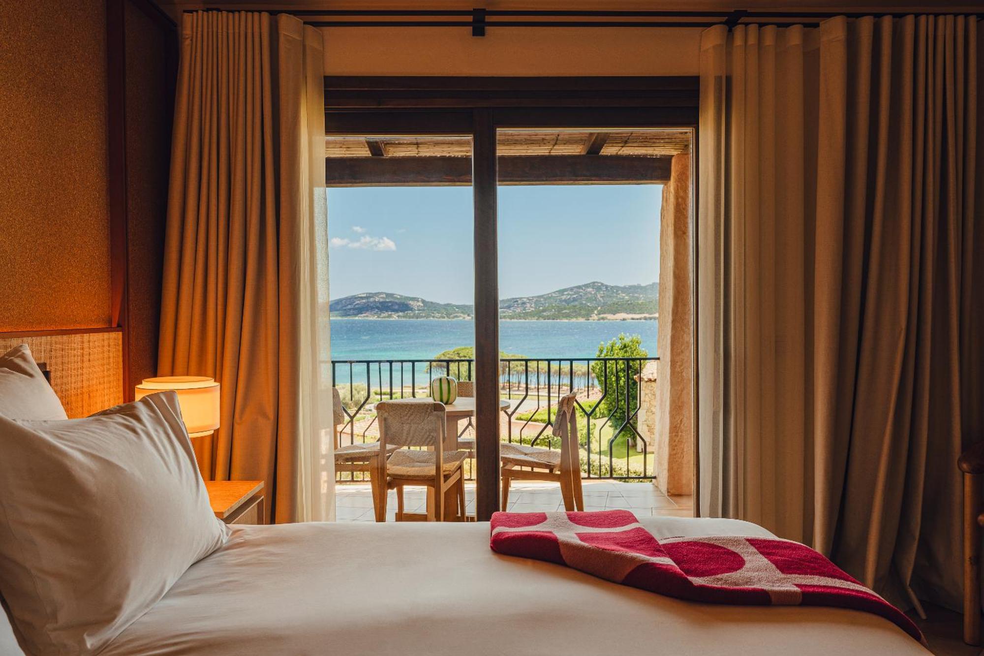 Aethos Sardinia Hotel กันนิโจเน ภายนอก รูปภาพ