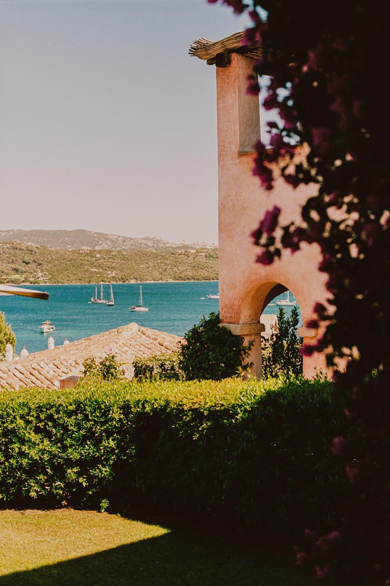 Aethos Sardinia Hotel กันนิโจเน ภายนอก รูปภาพ